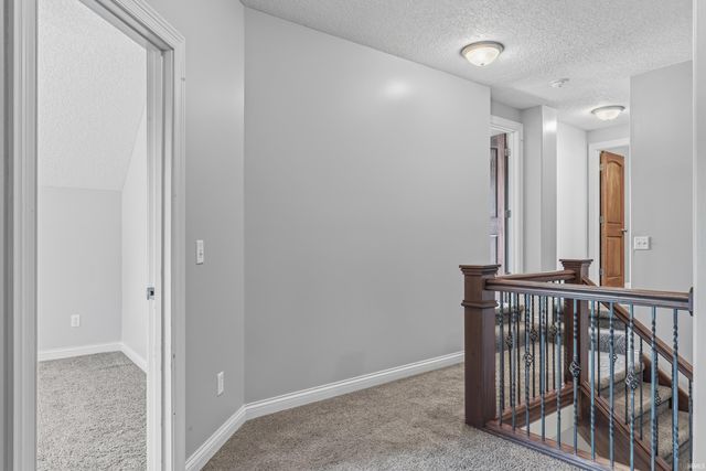 16020 Kestrel Drive, Huntertown, IN 46748