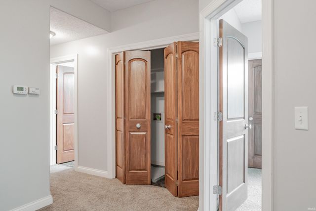 16020 Kestrel Drive, Huntertown, IN 46748