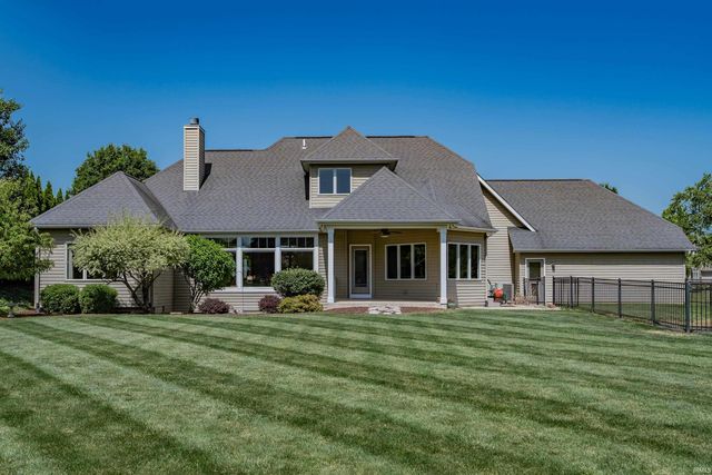 16020 Kestrel Drive, Huntertown, IN 46748