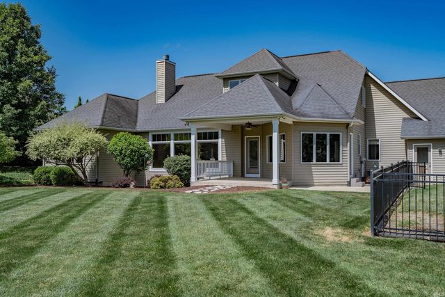 16020 Kestrel Drive, Huntertown, IN 46748
