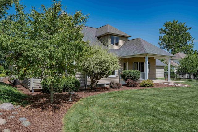 16020 Kestrel Drive, Huntertown, IN 46748