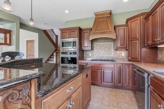 16020 Kestrel Drive, Huntertown, IN 46748
