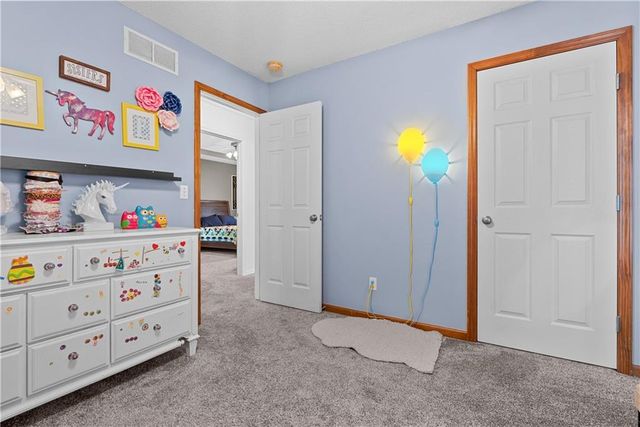2102 Grant Circle, Greenwood, MO 64034