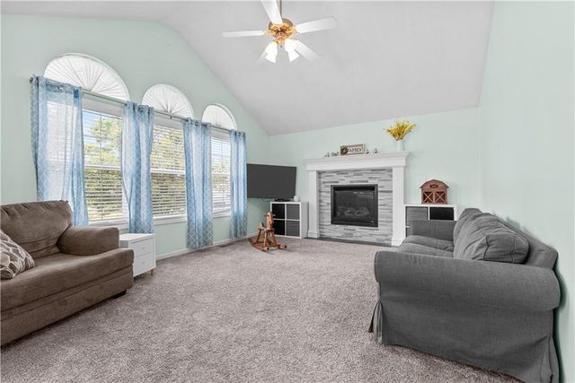 2102 Grant Circle, Greenwood, MO 64034