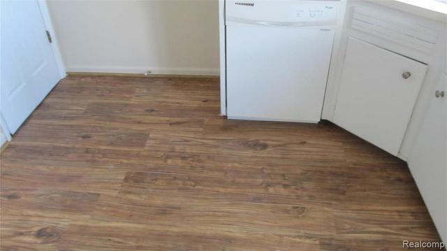 615 Brandt Street, Garden City, MI 48135