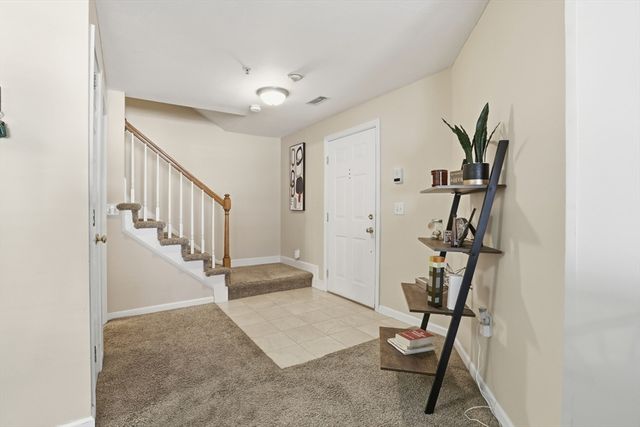 1 Riverview Blvd 8-203, Methuen, MA 01844