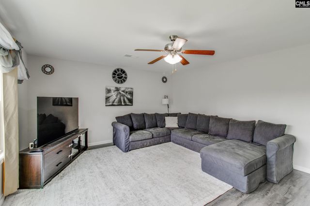 1466 Green Valley Way, Lugoff, SC 29078