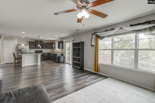 1466 Green Valley Way, Lugoff, SC 29078