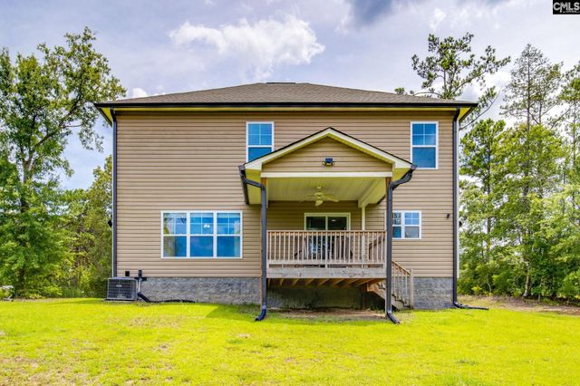 1466 Green Valley Way, Lugoff, SC 29078