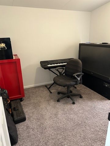 1473 Monastery Dr, Unity Twp, PA 15650