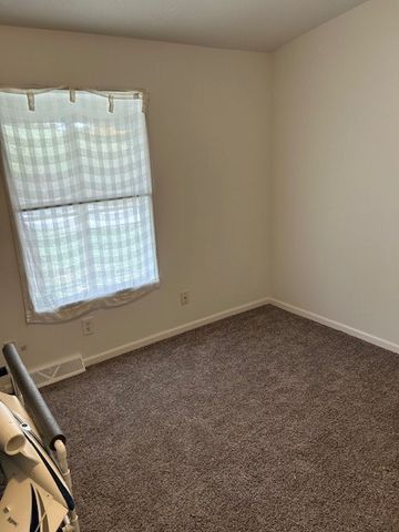 1473 Monastery Dr, Unity Twp, PA 15650