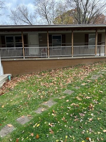 1473 Monastery Dr, Unity Twp, PA 15650