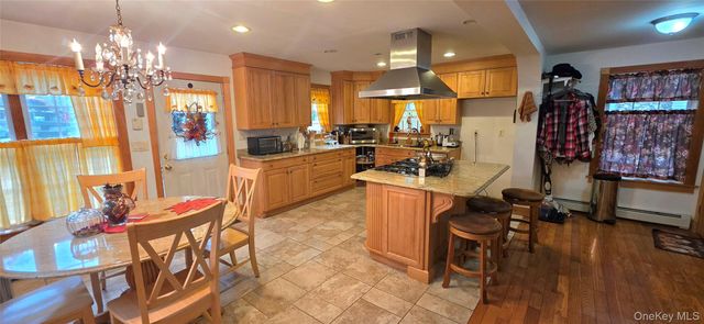 65 Sarine Road, Wurtsboro, NY 12790