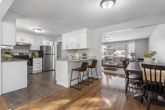 54 Roundtop Rd, Framingham, MA 01701