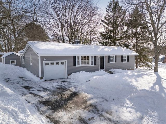 54 Roundtop Rd, Framingham, MA 01701