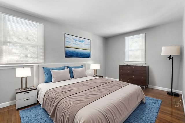 54 Roundtop Rd, Framingham, MA 01701