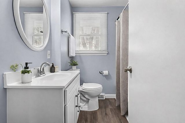 54 Roundtop Rd, Framingham, MA 01701