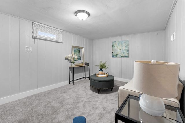 54 Roundtop Rd, Framingham, MA 01701