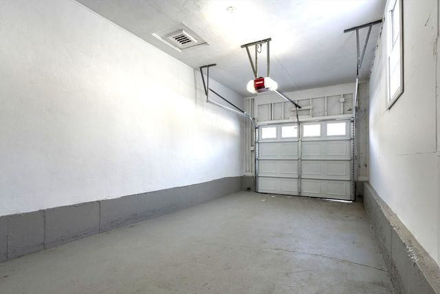 54 Roundtop Rd, Framingham, MA 01701