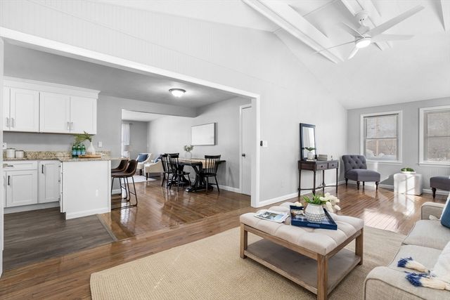 54 Roundtop Rd, Framingham, MA 01701