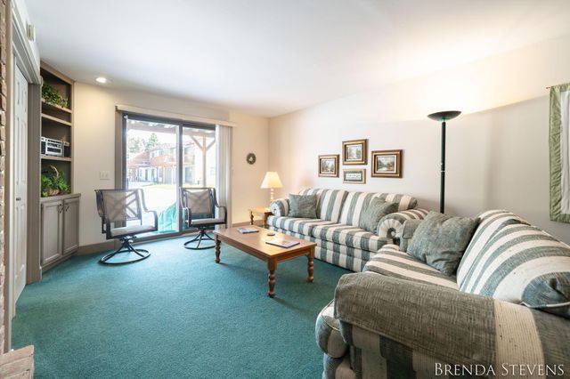 2061 Ter Van Drive Ne, City Of Grand Rapids, MI 49505