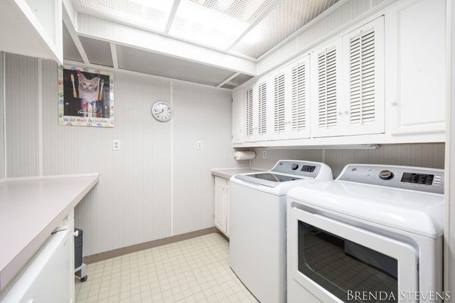 2061 Ter Van Drive Ne, City Of Grand Rapids, MI 49505