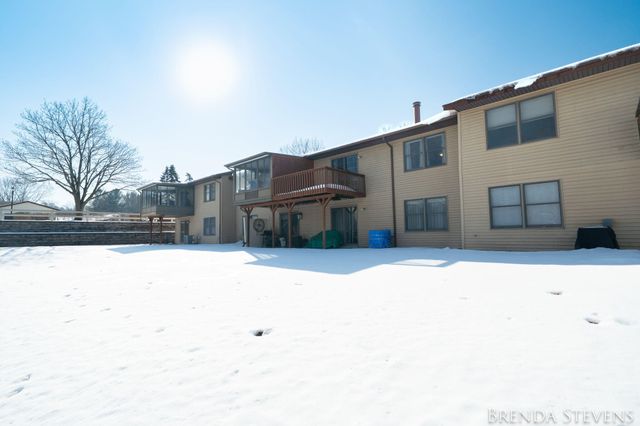 2061 Ter Van Drive Ne, City Of Grand Rapids, MI 49505