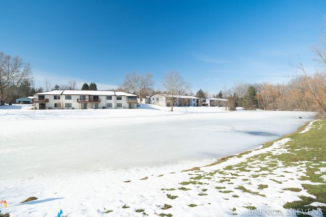 2061 Ter Van Drive Ne, City Of Grand Rapids, MI 49505