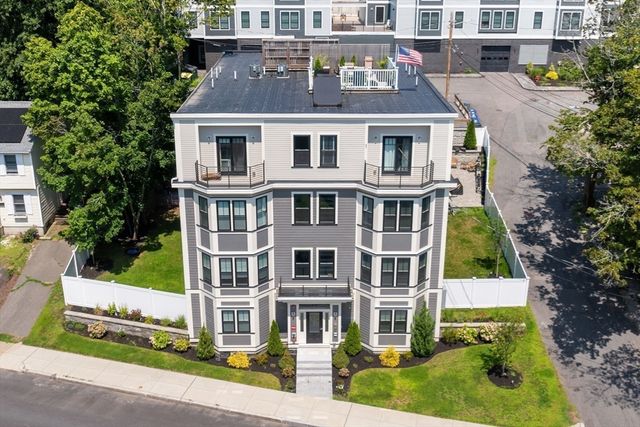 251 Minot St 6, Boston, MA 02124