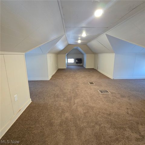 3842 Parkdale Road, Cleveland Heights, OH 44121