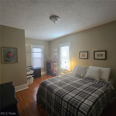 3842 Parkdale Road, Cleveland Heights, OH 44121