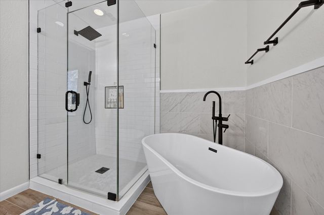 1005 Lake Trail Drive, Little Elm, TX 75068