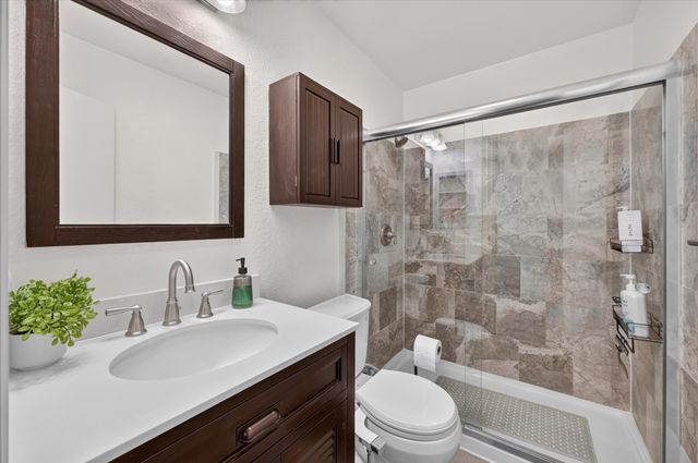 1005 Lake Trail Drive, Little Elm, TX 75068