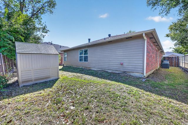 1005 Lake Trail Drive, Little Elm, TX 75068