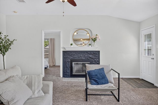 1005 Lake Trail Drive, Little Elm, TX 75068