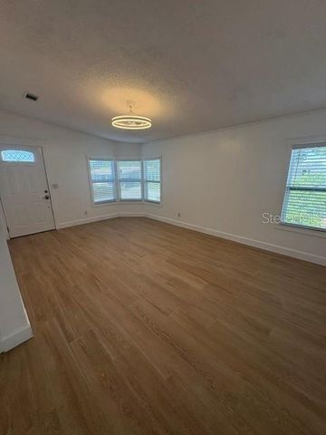 1 PELICAN DRIVE N, Oldsmar, FL 34677
