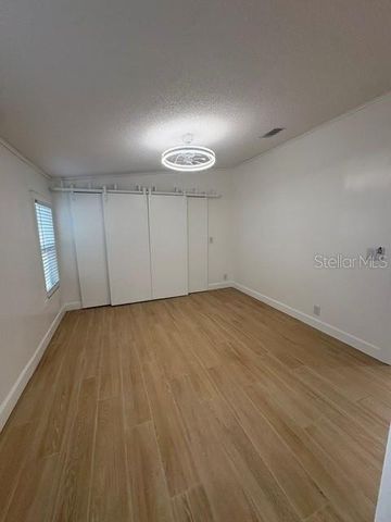 1 PELICAN DRIVE N, Oldsmar, FL 34677