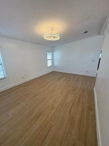 1 PELICAN DRIVE N, Oldsmar, FL 34677