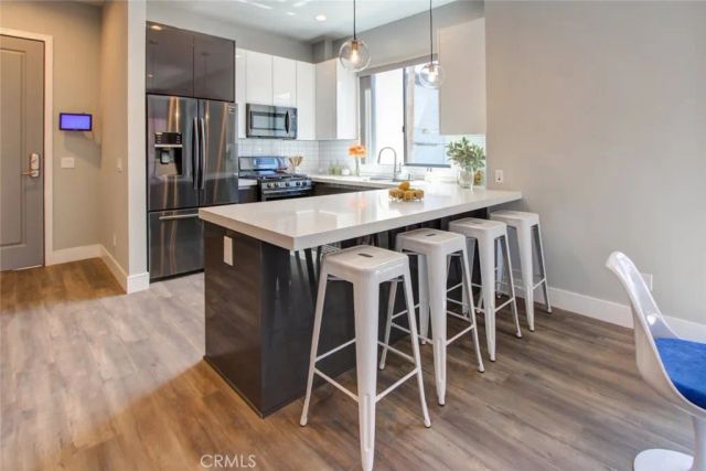 330 Salem 301, Glendale, CA 91203