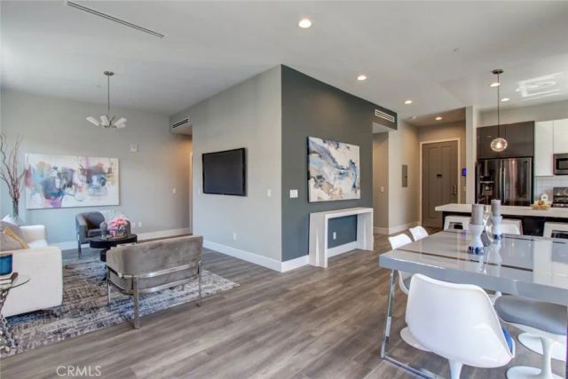 330 Salem 301, Glendale, CA 91203