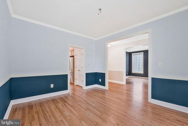 10 MEMORIAL DR NW, Leesburg, VA 20176