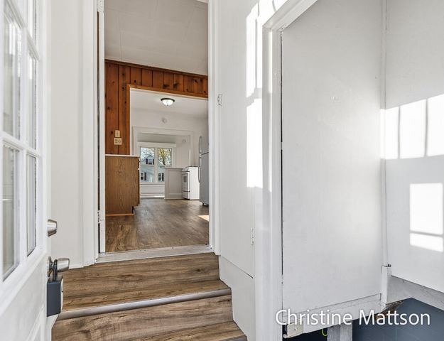 1889 Manor Drive, Norton Shores, MI 49441