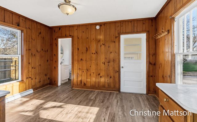 1889 Manor Drive, Norton Shores, MI 49441