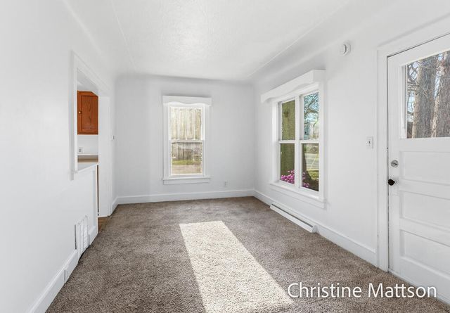 1889 Manor Drive, Norton Shores, MI 49441