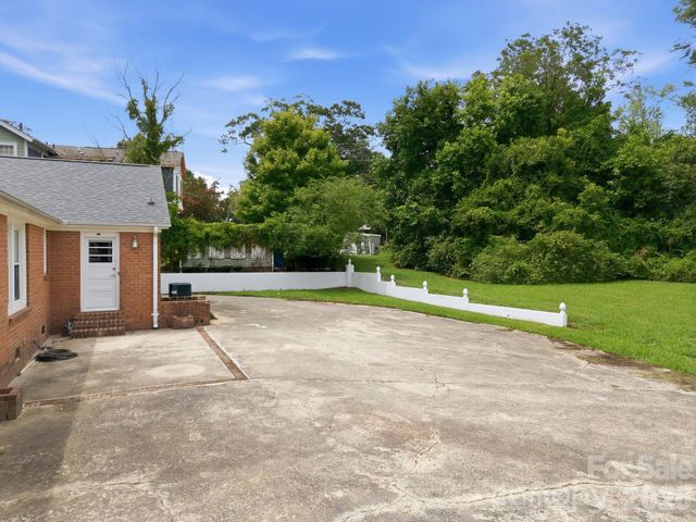 110 Confederate Avenue, Salisbury, NC 28144