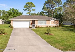 871 De Groodt Road SW, Palm Bay, FL 32908
