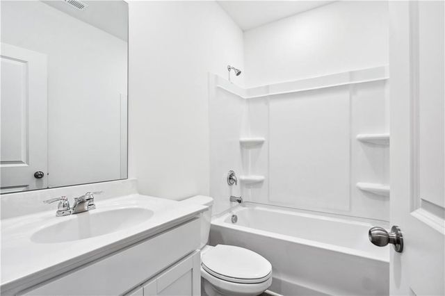 33 Constitution Avenue, Pendergrass, GA 30567