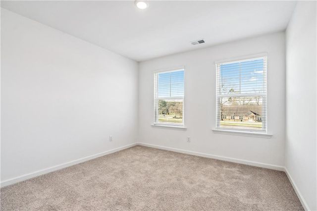 33 Constitution Avenue, Pendergrass, GA 30567