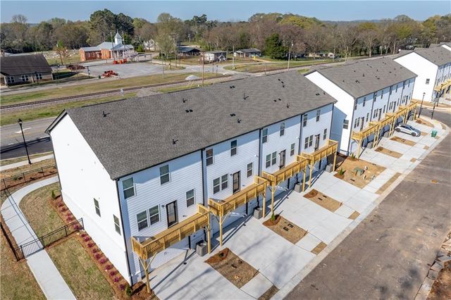 33 Constitution Avenue, Pendergrass, GA 30567