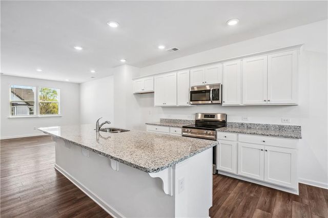33 Constitution Avenue, Pendergrass, GA 30567